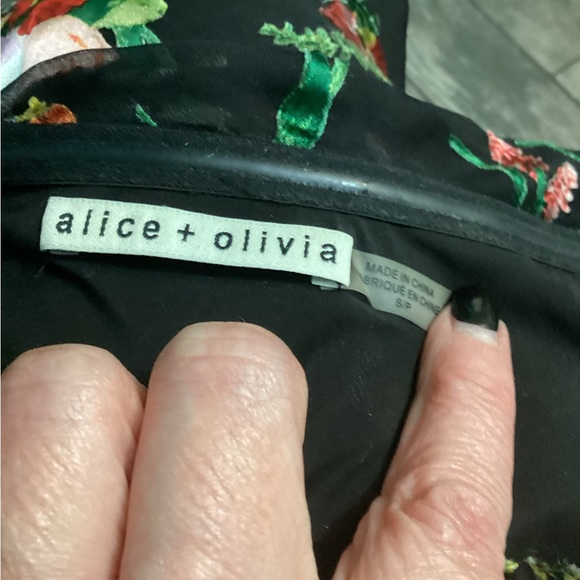 💥PRICE DROP💥 Serita Drape Top - Picture 6 of 7